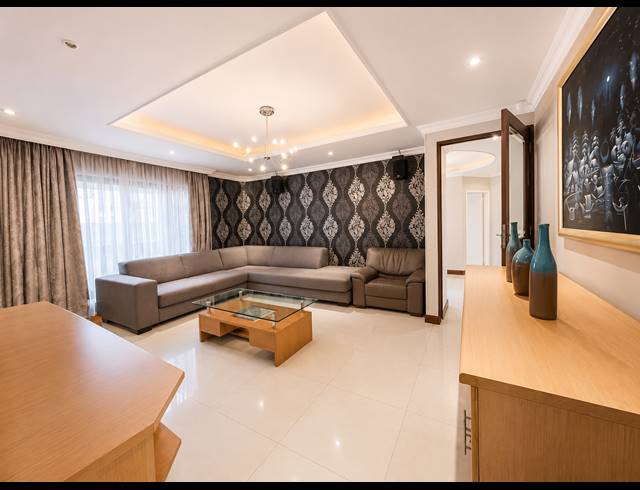 5 BEDROOM HOUSE FOR SALE IN THREE RIVERS EAST